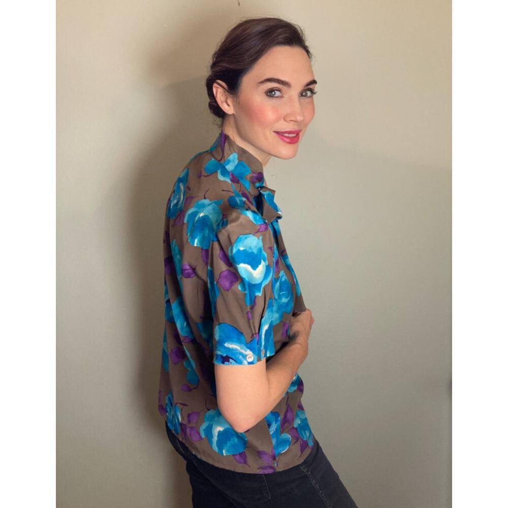 Balmain ~ VINTAGE Pierre Balmain Silk Floral Print Tie-Neck Bow Blouse ~ Sz 42 - Picture 3 of 9